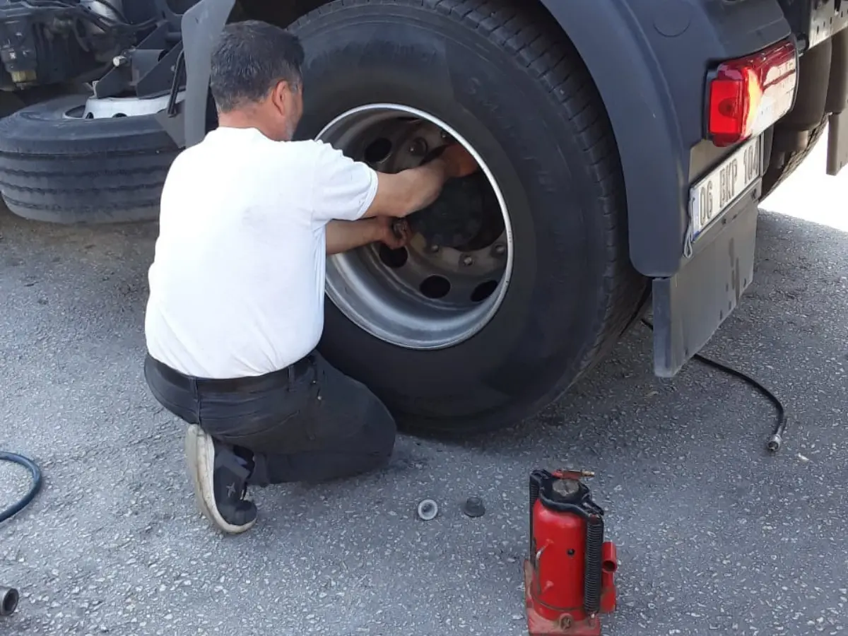 Domaniç Oto Lastikçi